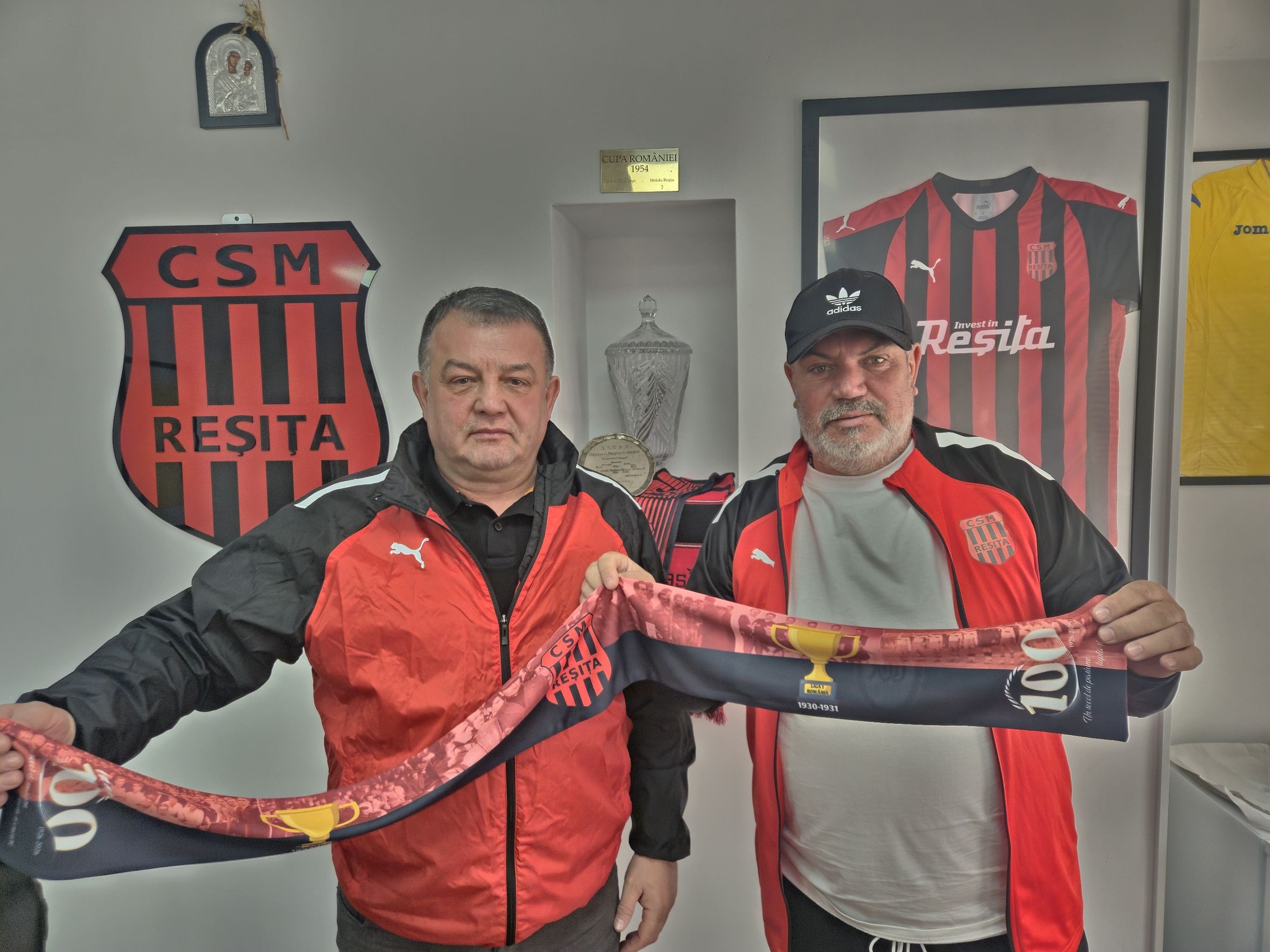 Cristian Pușcaș, prezentat de CSM Reșița