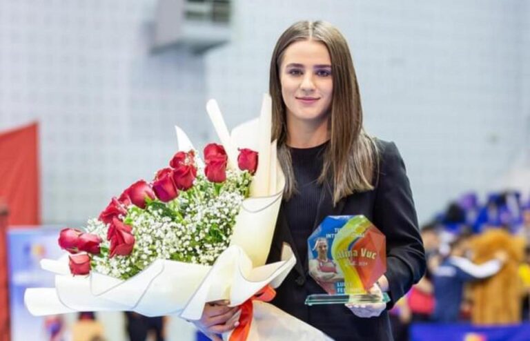 Alina Vuc duce mai departe numele Reșiței. Simbolul continuității în lotul României